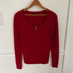 Beautiful deep red color,fitted, silver zipper